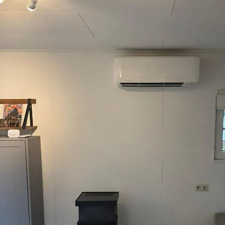 Hooglander Rust, Boschaletje Horská chata Hattemerbroek